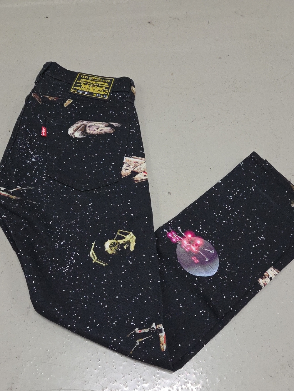 Levi's Black Star Wars Print Slim Jeans